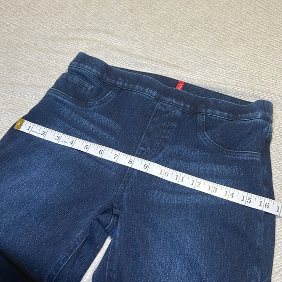 SPANX Navy Blue Pull on Skinny Jeans. Size Medium - Picture 8 of 12